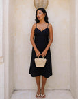 AMELIA Dress 天絲涼感・細帶修身洋裝 - FAVALAVA