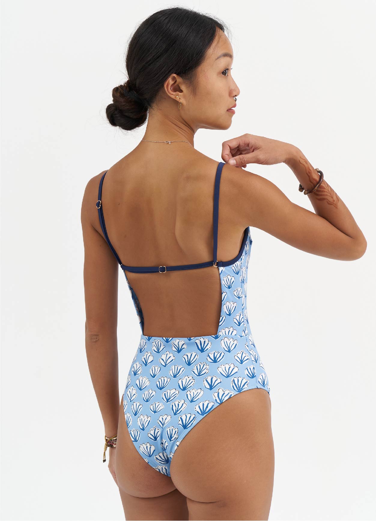 HENA One Piece 復古平口連身泳衣 - 連身衣FAVALAVA