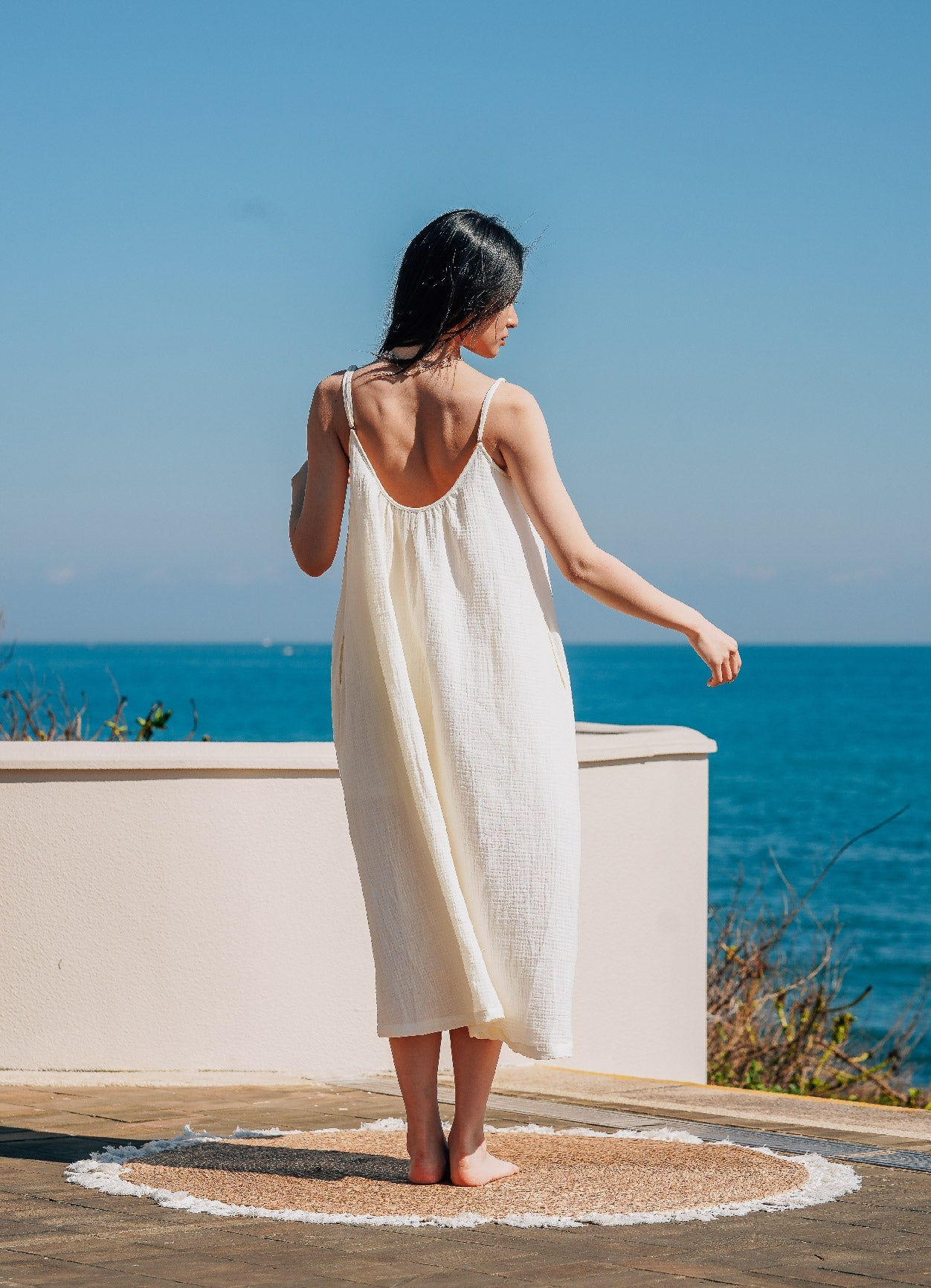 EVERYDAY DRESS 日光純棉輕紗洋裝．柔霧白 - 洋裝FAVALAVA